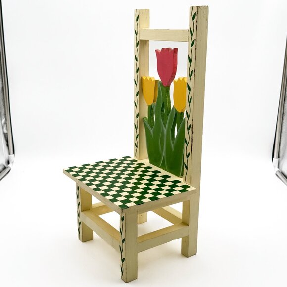 Kingstate The Dollcrafter Wooden Doll Chair Tulip Backrest Checkered Seat - Picture 3 of 9